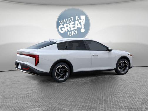 Snow White 2026 Kia K4 EX