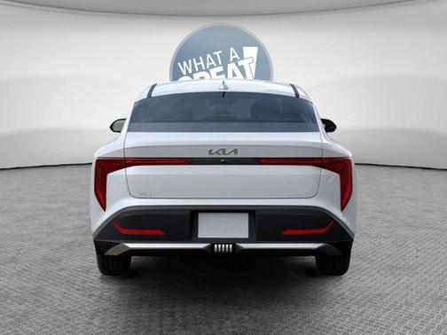 Snow White 2026 Kia K4 EX