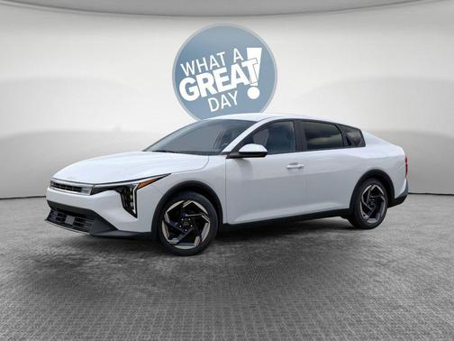 Snow White 2026 Kia K4 EX