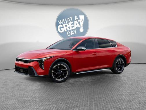 Currant Red 2026 Kia K4 GT-Line