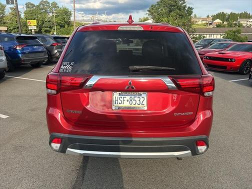 2017 Mitsubishi Outlander ES