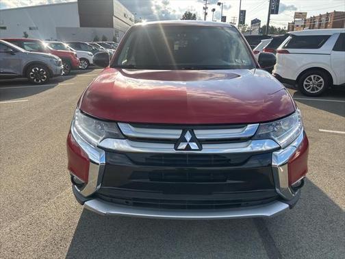 2017 Mitsubishi Outlander ES