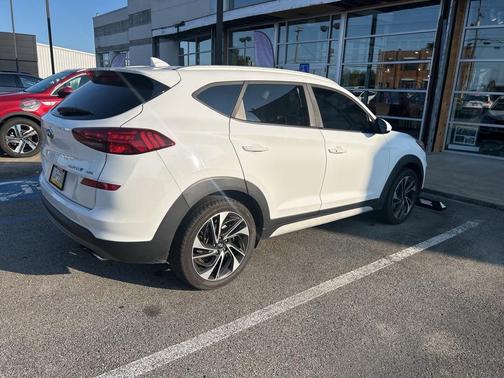 2019 Hyundai TUCSON Sport