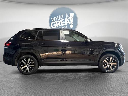 2023 Volkswagen Atlas 2.0T SE