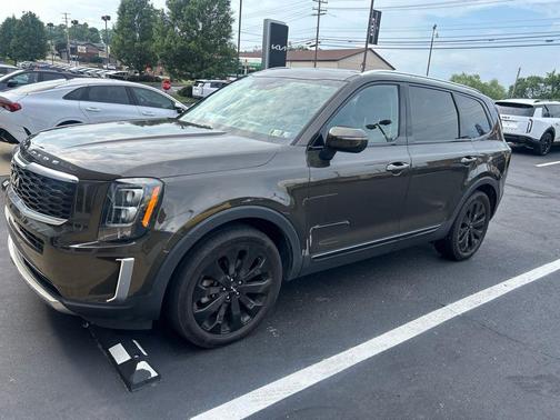 Dark Moss 2022 Kia Telluride EX