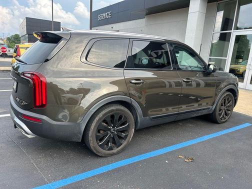 Dark Moss 2022 Kia Telluride EX