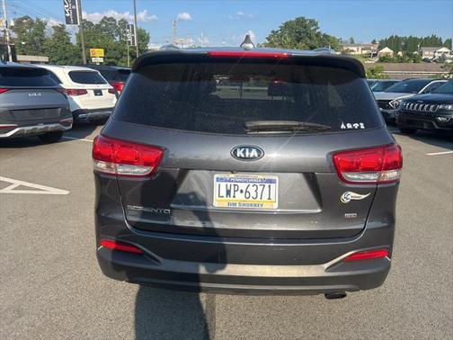 2018 Kia Sorento LX