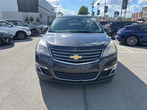 Tungsten Metallic 2015 Chevrolet Traverse 2LT
