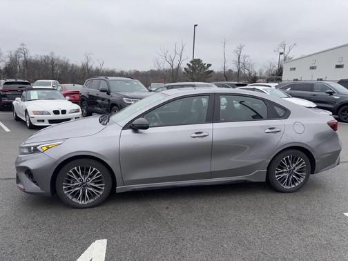 2023 Kia Forte GT-Line