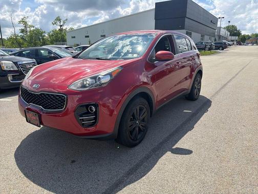 Hyper Red 2018 Kia Sportage LX