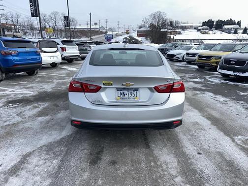 2017 Chevrolet Malibu 1LT