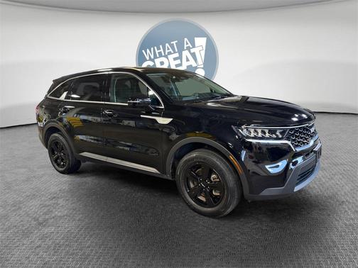 2022 Kia Sorento LX