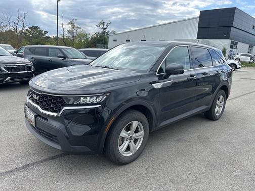 2022 Kia Sorento LX