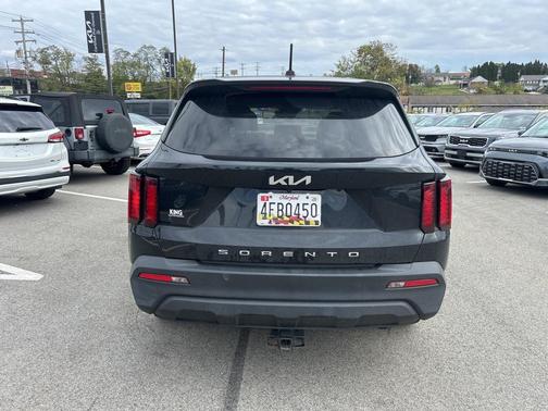 2022 Kia Sorento LX
