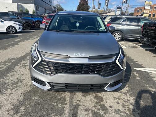 2023 Kia Sportage Hybrid LX