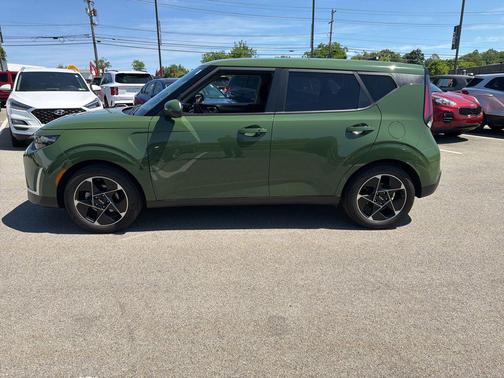 Undercover Green 2023 Kia Soul EX