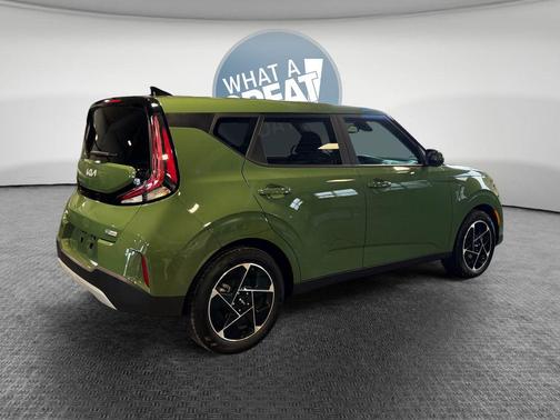 Undercover Green 2023 Kia Soul EX
