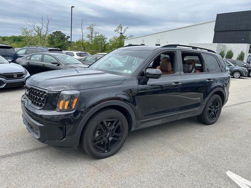 Ebony Black 2024 Kia Telluride SX X-Line