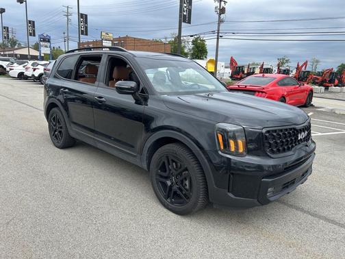 Ebony Black 2024 Kia Telluride SX X-Line