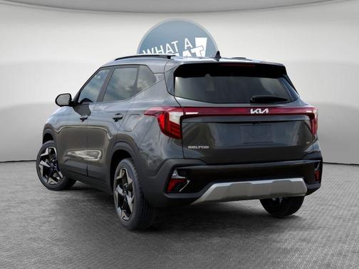 Gravity Gray 2026 Kia Seltos S