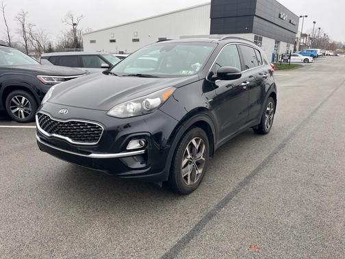 2022 Kia Sportage EX