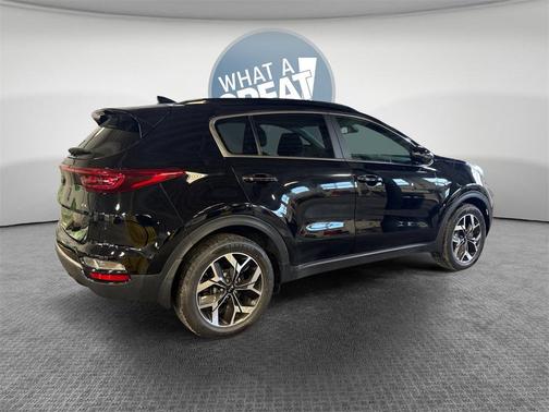 2022 Kia Sportage EX
