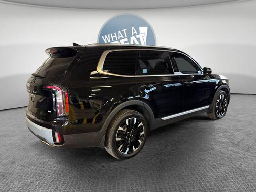 Ebony Black 2023 Kia Telluride SX Prestige