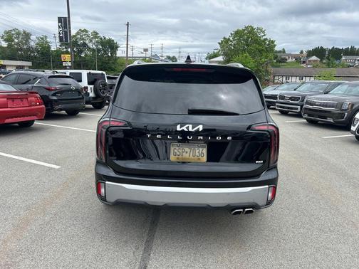 Ebony Black 2023 Kia Telluride SX Prestige