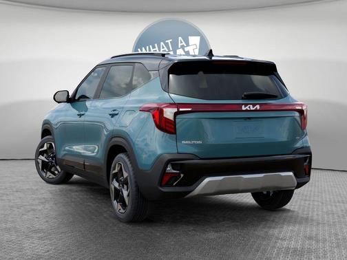 Pluton Blue/Black Roof 2026 Kia Seltos S