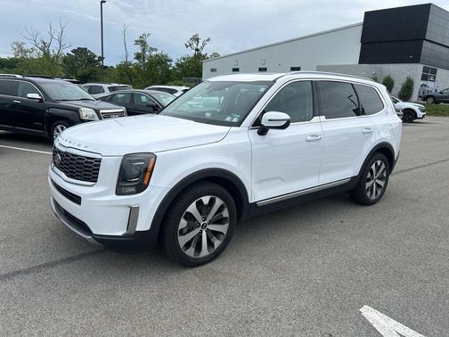 Glacial White Pearl 2021 Kia Telluride S