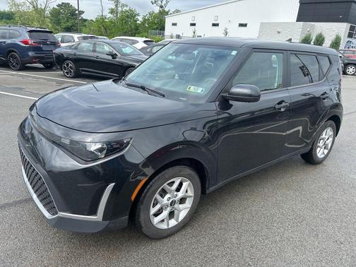 Fusion Black 2023 Kia Soul S