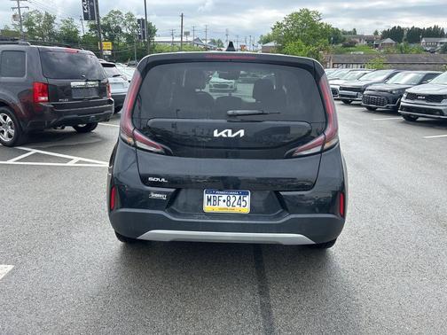 Fusion Black 2023 Kia Soul S