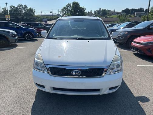 2012 Kia Sedona LX