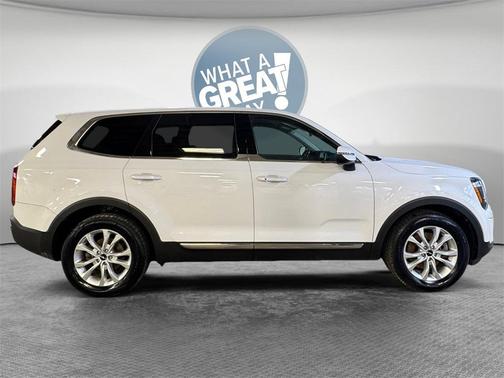 2022 Kia Telluride LX