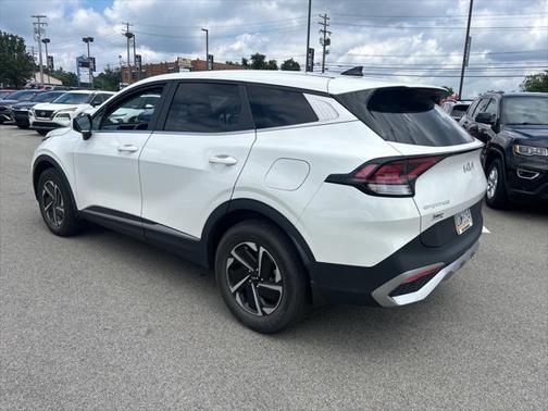 2023 Kia Sportage Hybrid LX