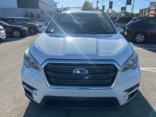 Crystal White Pearl 2019 Subaru Ascent Premium 7-Passenger
