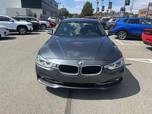 2018 BMW 330 xDrive