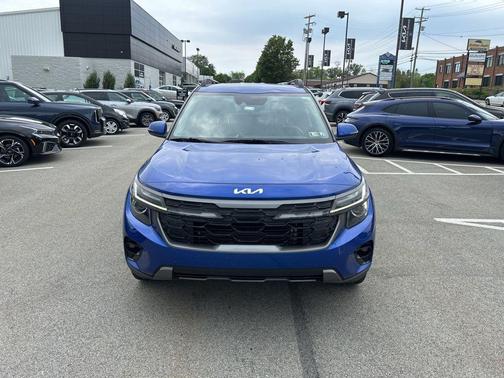Neptune Blue 2024 Kia Seltos X-Line