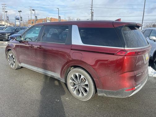 2024 Kia Carnival EX