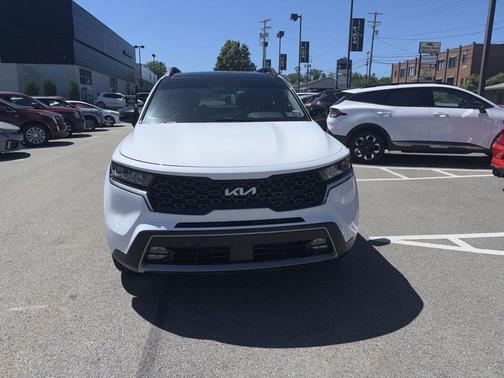 Glacial White Pearl 2022 Kia Sorento EX