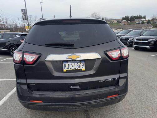 Tungsten Metallic 2014 Chevrolet Traverse 1LT