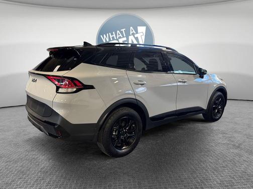 Wolf Gray/Ebony Black Roof 2025 Kia Sportage S