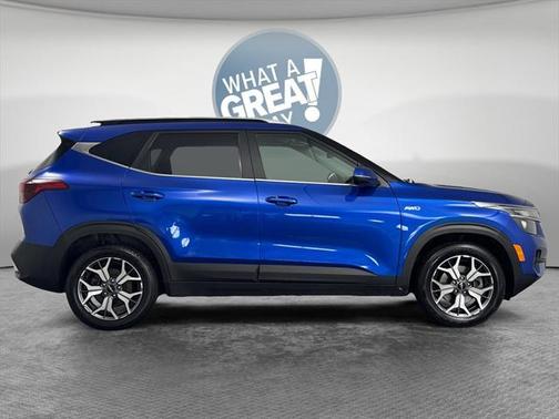 2022 Kia Seltos EX