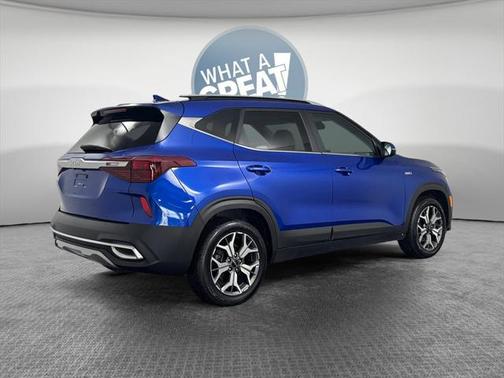 2022 Kia Seltos EX