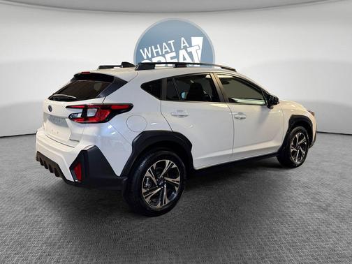 Crystal White Pearl 2024 Subaru Crosstrek Premium