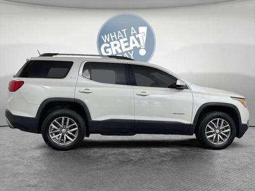 2019 GMC Acadia SLE-2