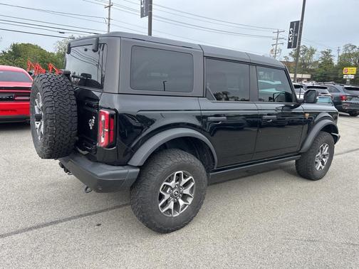 2023 Ford Bronco Badlands