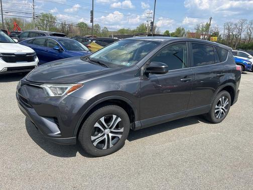 Magnetic Gray Metallic 2018 Toyota RAV4 LE
