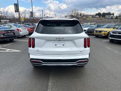 2023 Kia Sorento SX