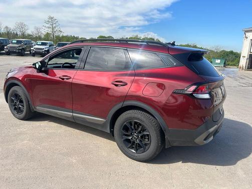Dawning Red 2023 Kia Sportage S